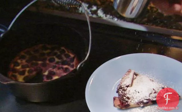 Clafouti de cereja de forno holandês