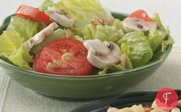 Salada de Romaine e Nozes