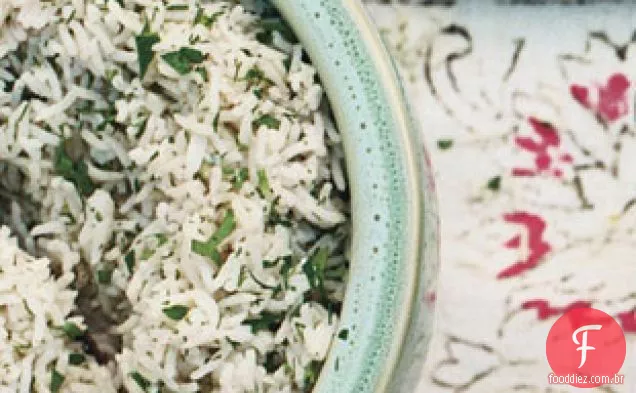 Arroz Basmati Com Cebolas Doces E Ervas De Verão