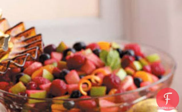 Salada festiva de frutas com cranberry