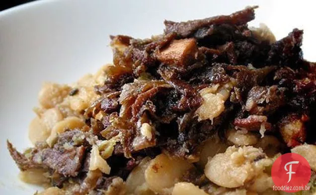Feijão Manteiga Da Flórida Com Cebola Caramelizada E Bacon