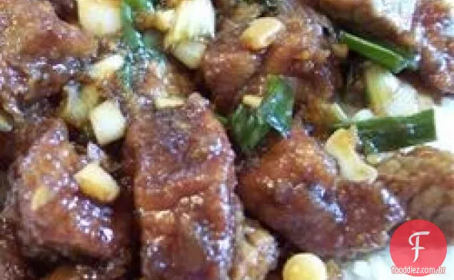 Carne e cebolinha da Mongólia