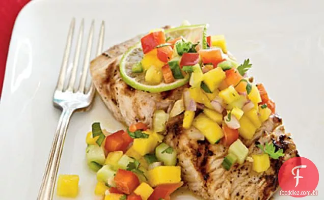 Mahimahi grelhado com salsa de Manga