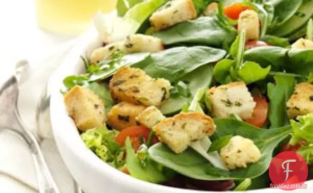 Verduras com Croutons Caseiros