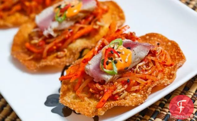 Broto De Feijão Kimchi Ahi Atum Tostadas