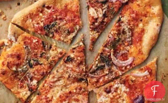 Pizza Com Anchovas, Cebola Roxa E Orégano