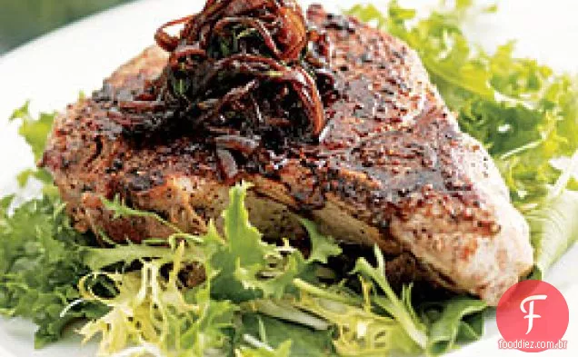 Costeletas De Porco Salteadas Com Cebolas Balsâmicas