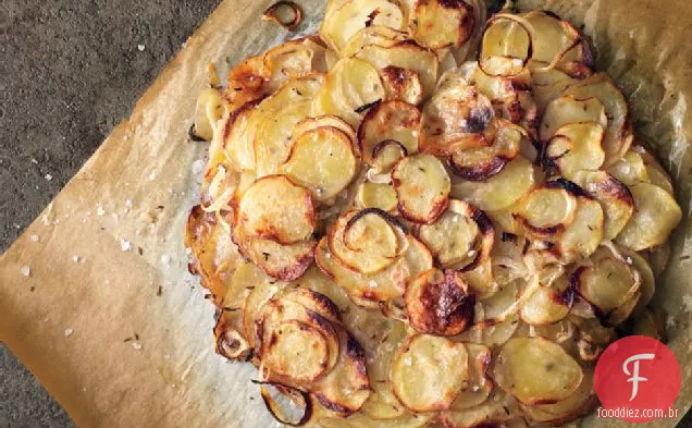 Pato gordura-batata Galette com cominho e cebola doce
