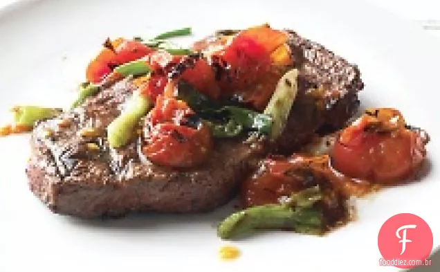 Bife Grelhado Com Tomate E Cebolinha