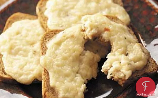 Salgadinhos de mussarela e centeio