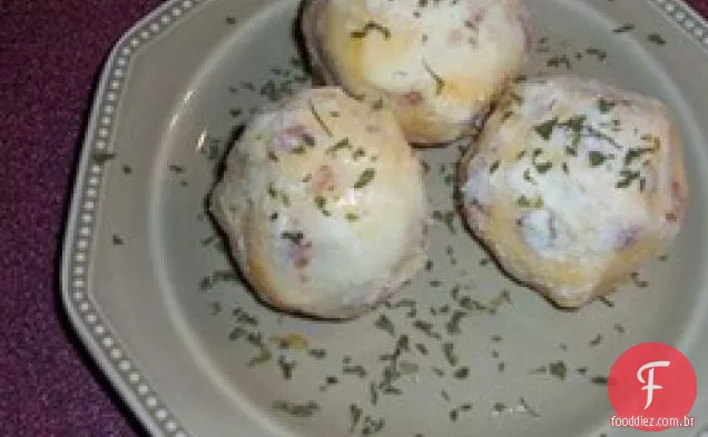 Bolinhos de batata com queijo e bacon