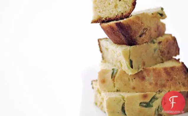 Pão de milho com cebolinha