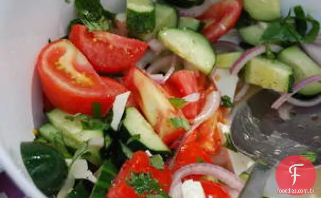 Salada De Tomate, Cebola E Pepino