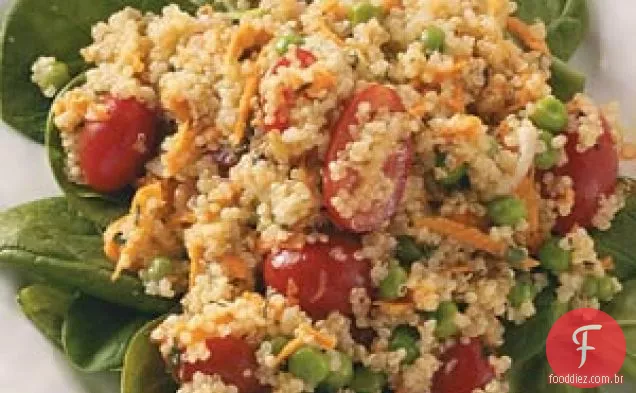 Salada de Quinoa com Vegetais