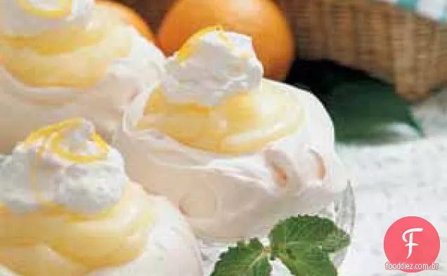 Creme de Limão em Copos de Merengue