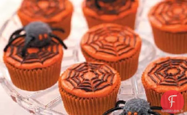 Cupcakes de aranha assustadores