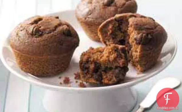 Muffins de chocolate com gotas de chocolate