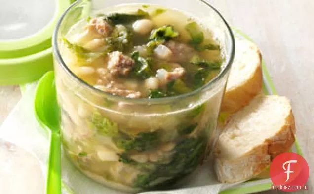 Sopa de Feijão com Salsicha e Cannellini