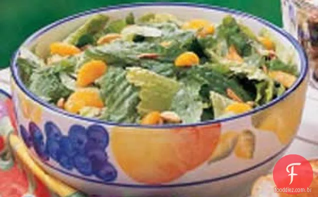 Romaine com Laranjas e Amêndoas