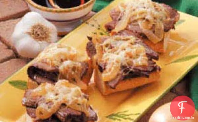 Carne de cebola ao molho