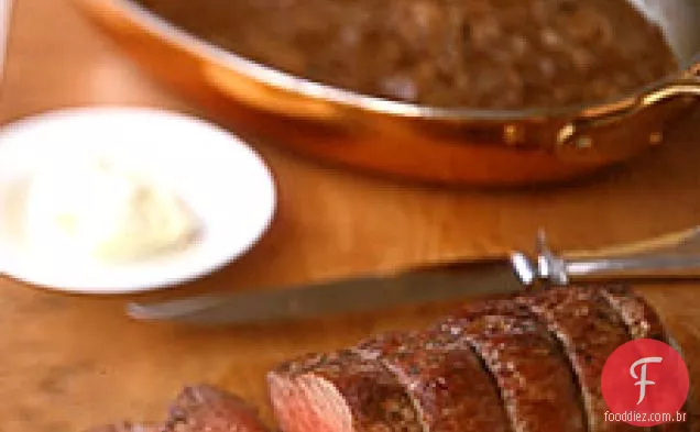 Lombo De Carne Com Molho De Mostarda De Chalota