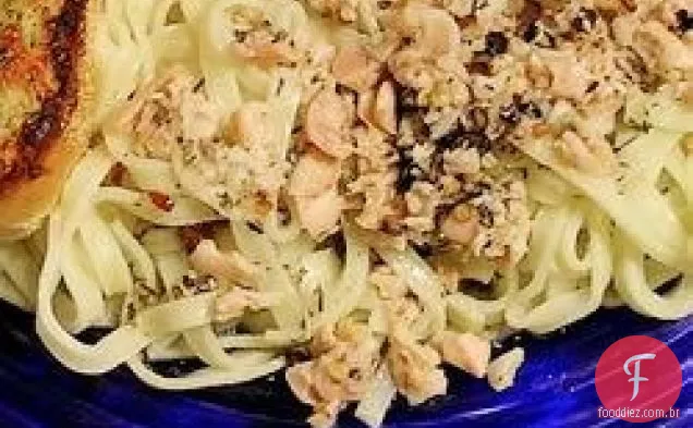 Linguine com molho de marisco