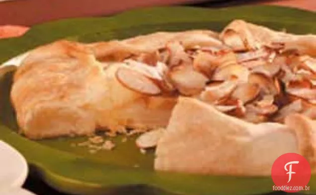 Torta De Pêra De Amêndoa