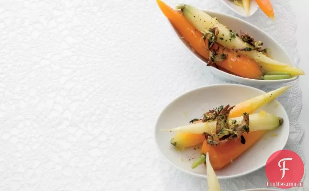 Cenouras com chalota frita Gremolata