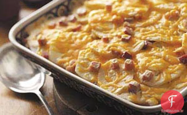 Caçarola de batata e presunto recortada