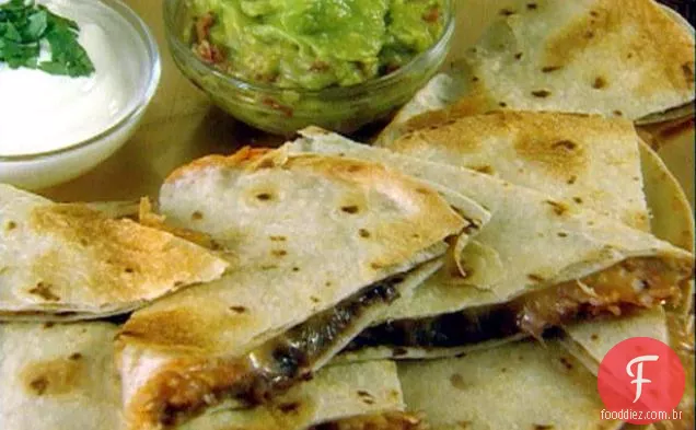 Quesadilla de Feijão Preto