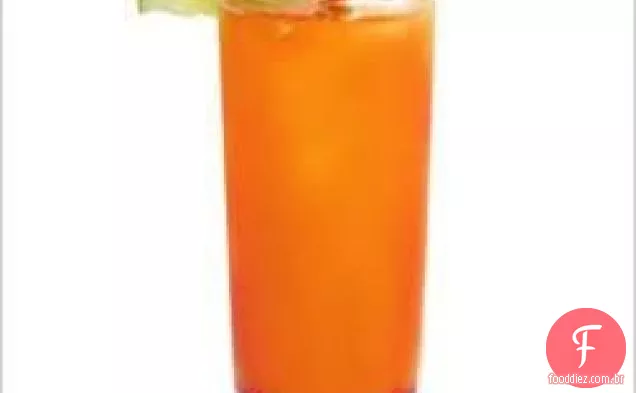 7UP Ponche de Cranberry e Cereja Feliz
