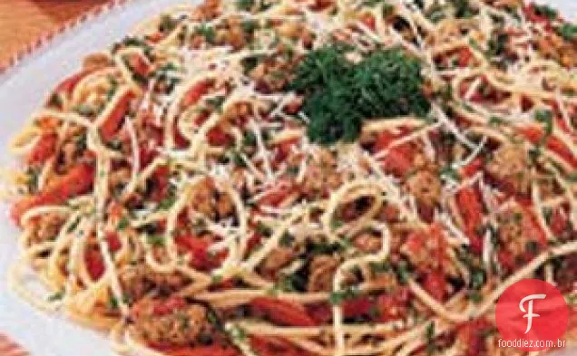 Espaguete De Salsicha Picante