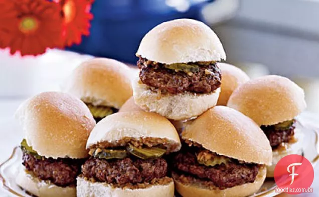 Sliders com Shallot - Dijon Relish