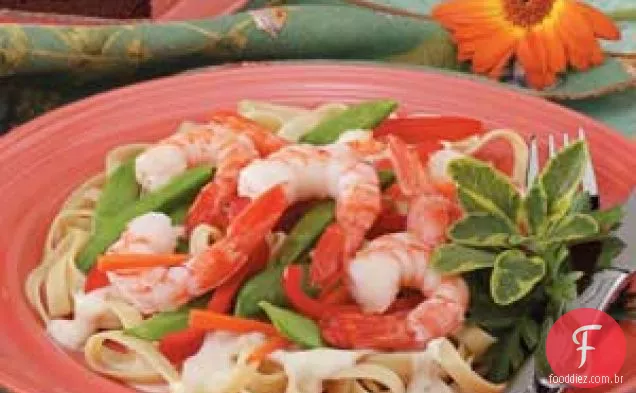 Camarão e Vegetais Alfredo
