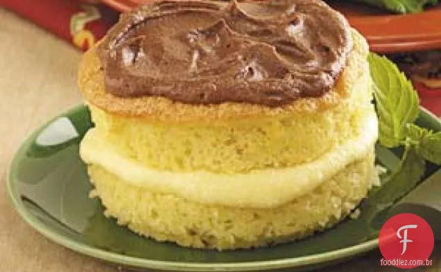 Bolos De Esponja De Creme Boston