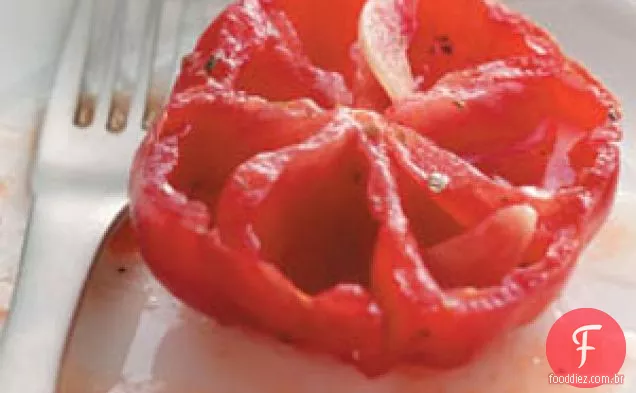 Tomates beijados com alho