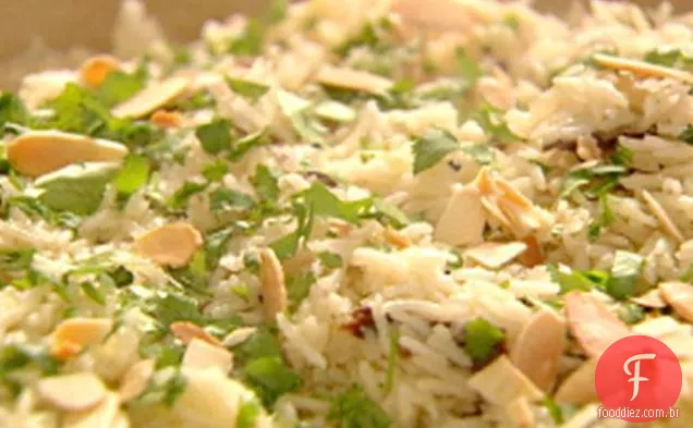 Pilaf para um banquete de curry