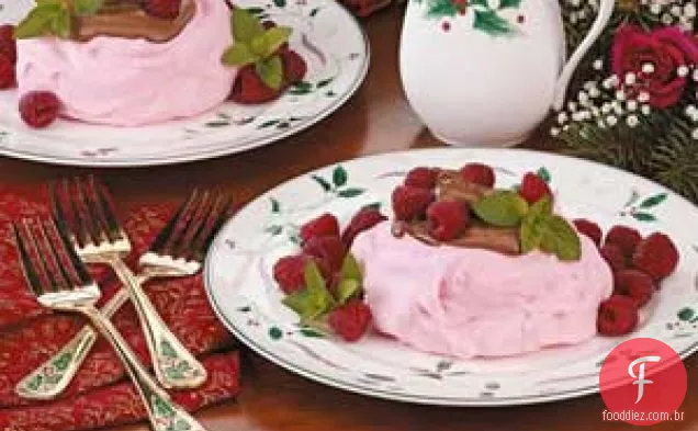 Merengues de Framboesa Recheados com Chocolate