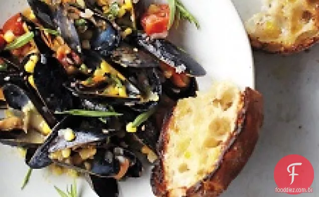 Mexilhões Com Milho, Tomate Cereja E Estragão