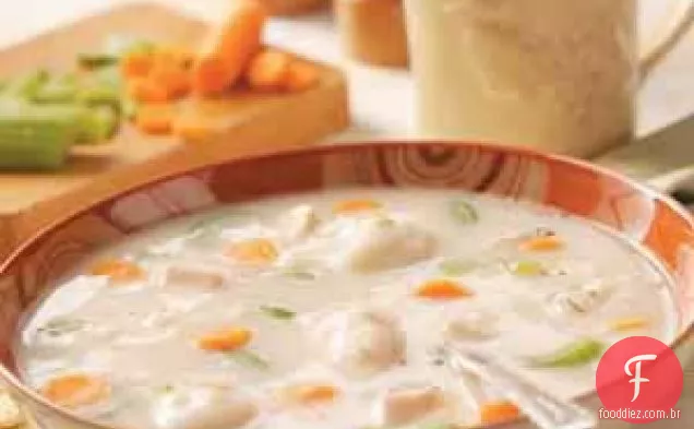 Sopa de galinha com bolinhos de batata