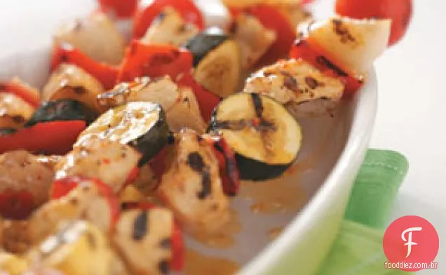 Espetinhos de Frango e Vegetais