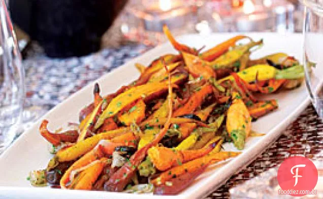 Cenouras assadas e chalotas com azeitonas curadas a óleo e Gremolata