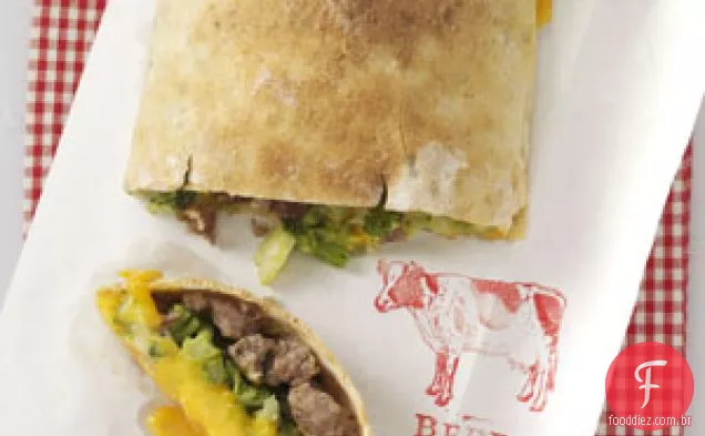 Calzone de Salsicha e Brócolis