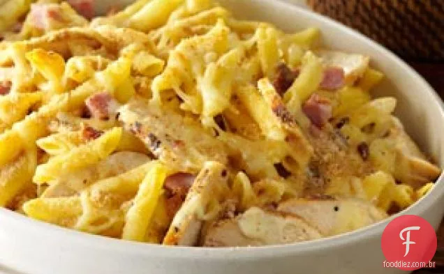 Macarrão com frango cordon bleu