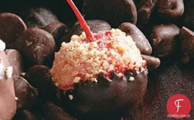 Cerejas mergulhadas em S'more