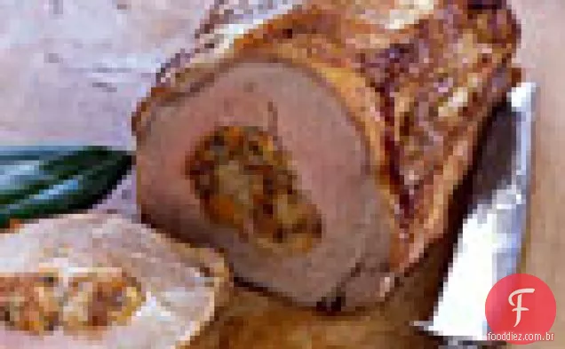 Carne de porco assada com recheio de Damasco e chalota
