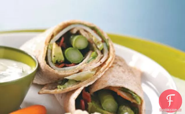 Wraps de peru com molho de mostarda e bordo