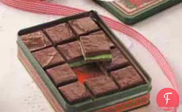 Fudge de menta em camadas