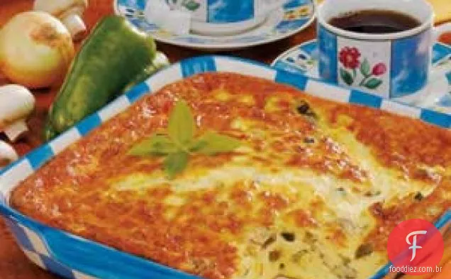 Prato de ovos com vegetais e queijo