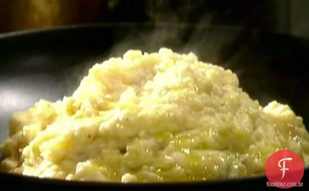 Batatas amassadas com limão
